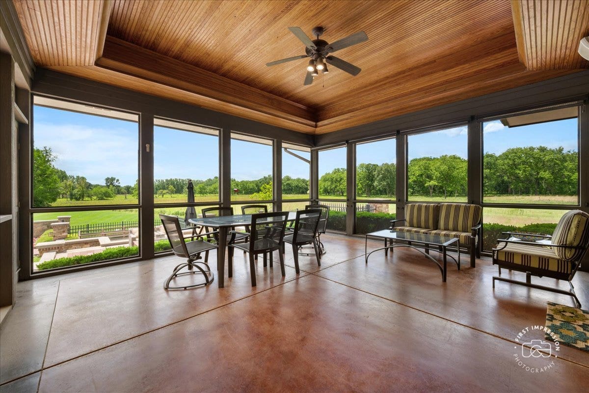 39W973 Crosscreek Lane, St. Charles, IL 60175 39W973 Crosscreek Lane, St. Charles, IL 60175