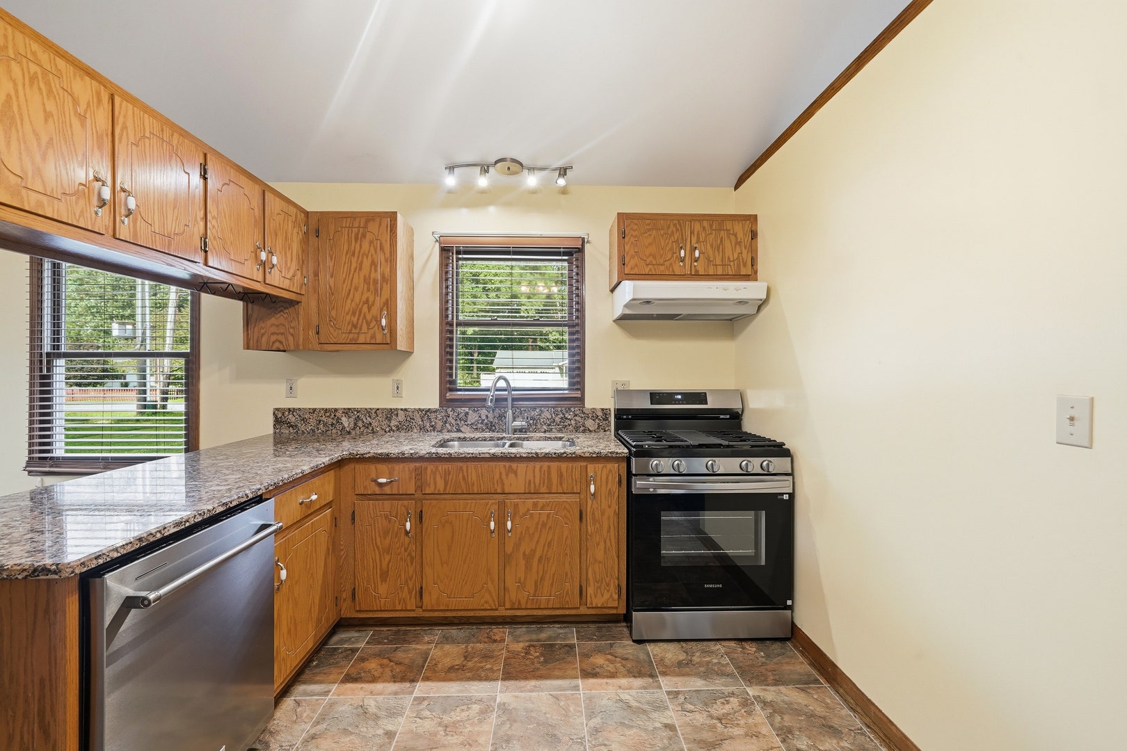 538 N School Street, Braidwood, IL 60408 538 N School Street, Braidwood, IL 60408