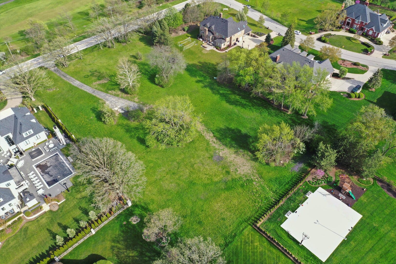 14700 108th Avenue, Orland Park, IL 60467