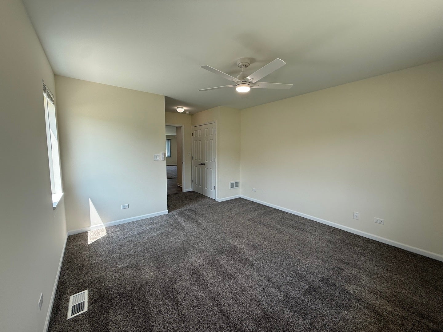 924 Bergera Street W, Braidwood, IL 60408 924 Bergera Street W, Braidwood, IL 60408