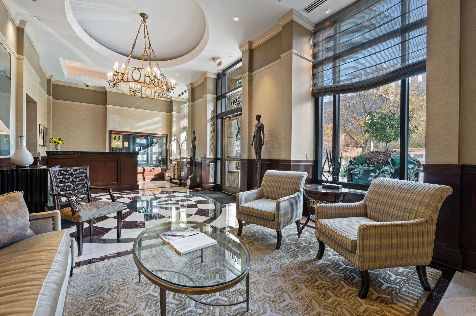 840 N LAKE SHORE Drive, #603, Chicago, IL 60611 Lobby