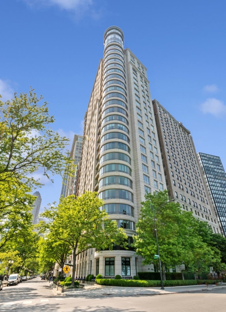 840 N LAKE SHORE Drive, #603, Chicago, IL 60611 840 N LAKE SHORE Drive, #603, Chicago, IL 60611