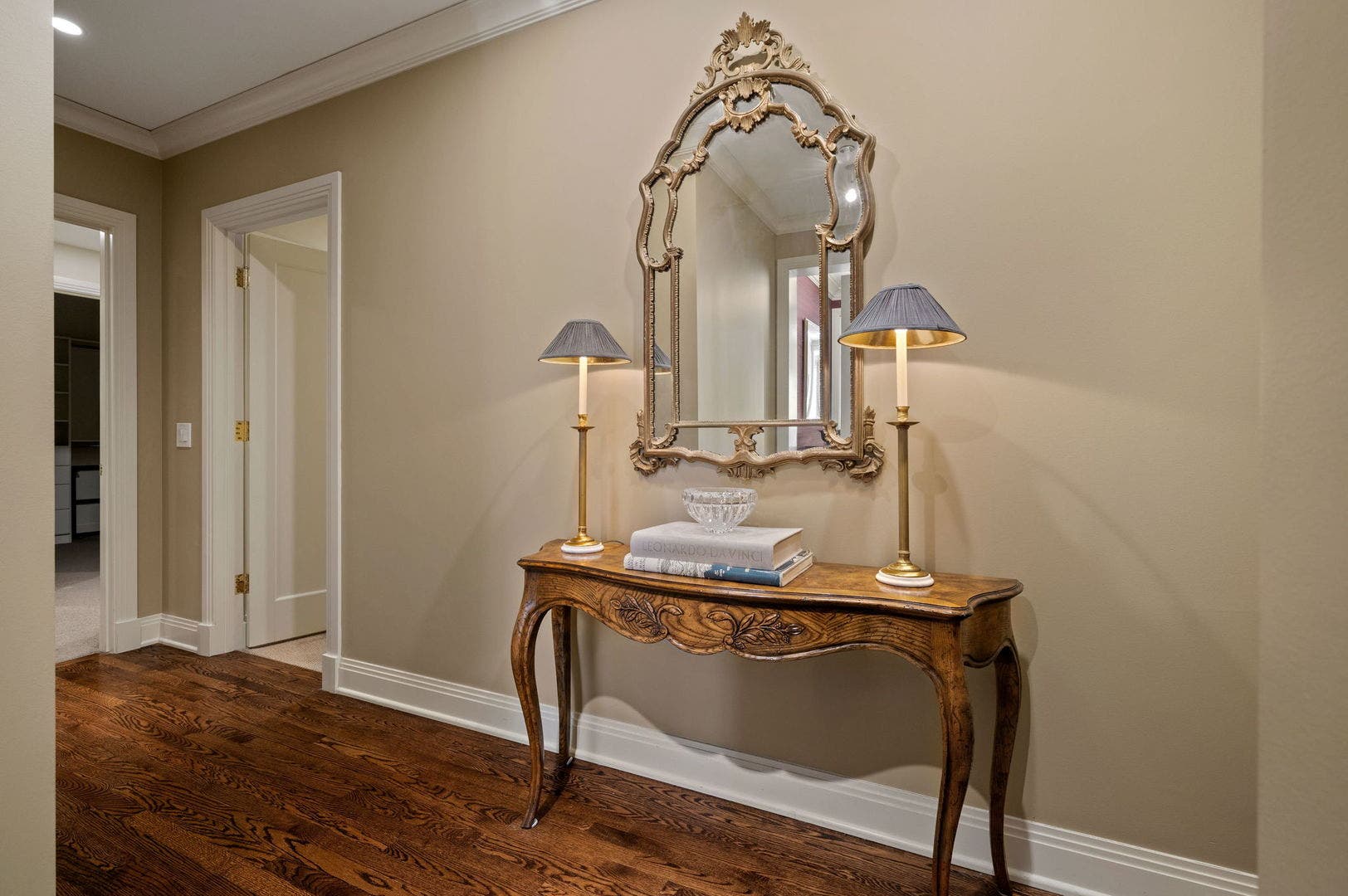 840 N LAKE SHORE Drive, #603, Chicago, IL 60611 Hall