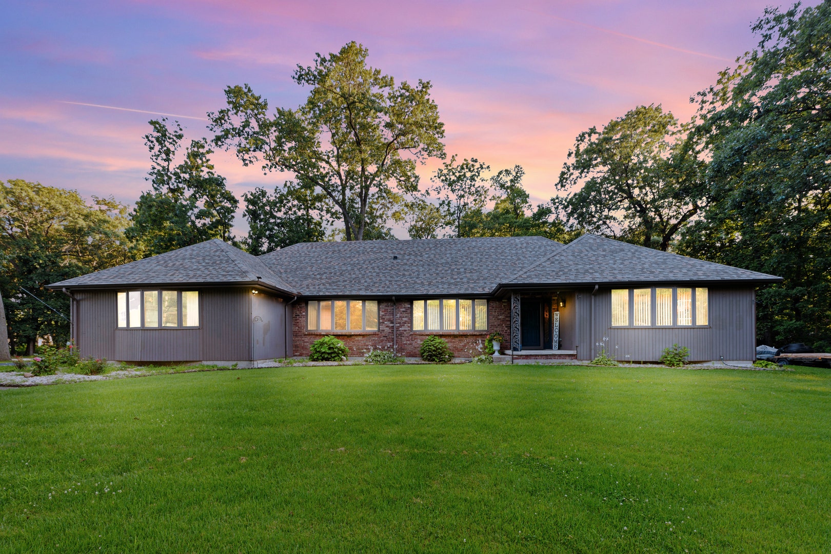 606 Mary Lane, St. Anne, IL 60964