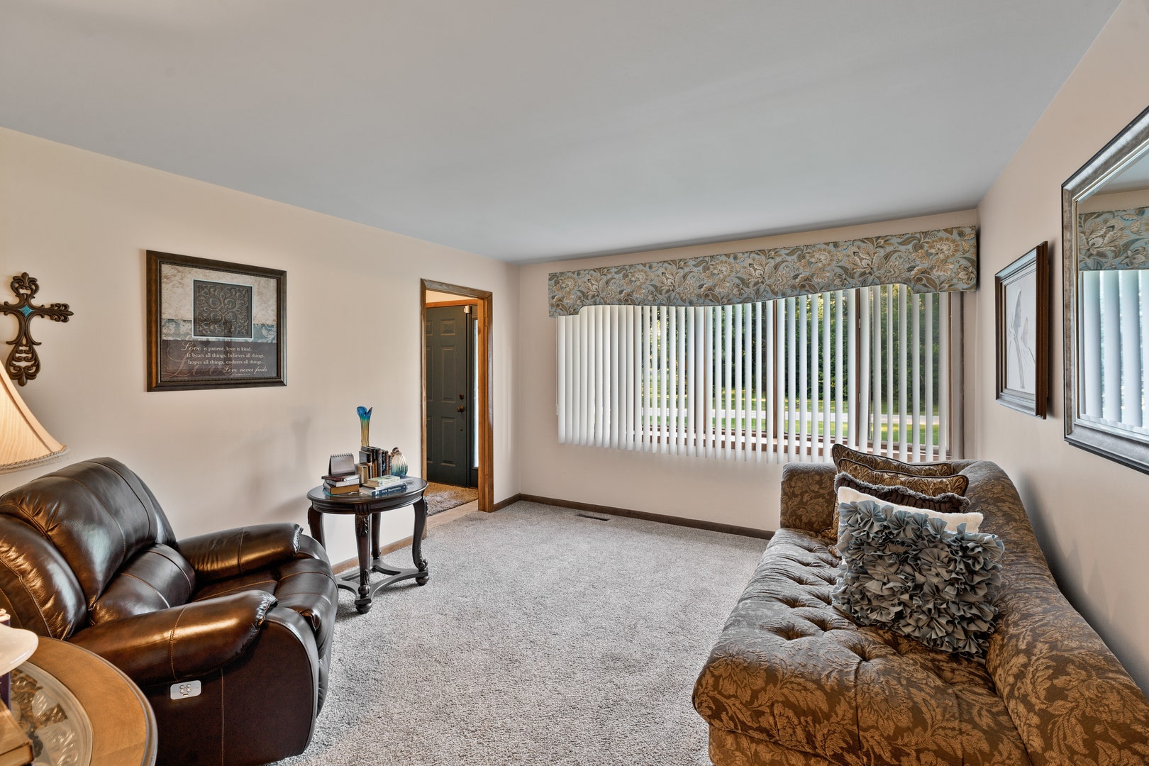 606 Mary Lane, St. Anne, IL 60964