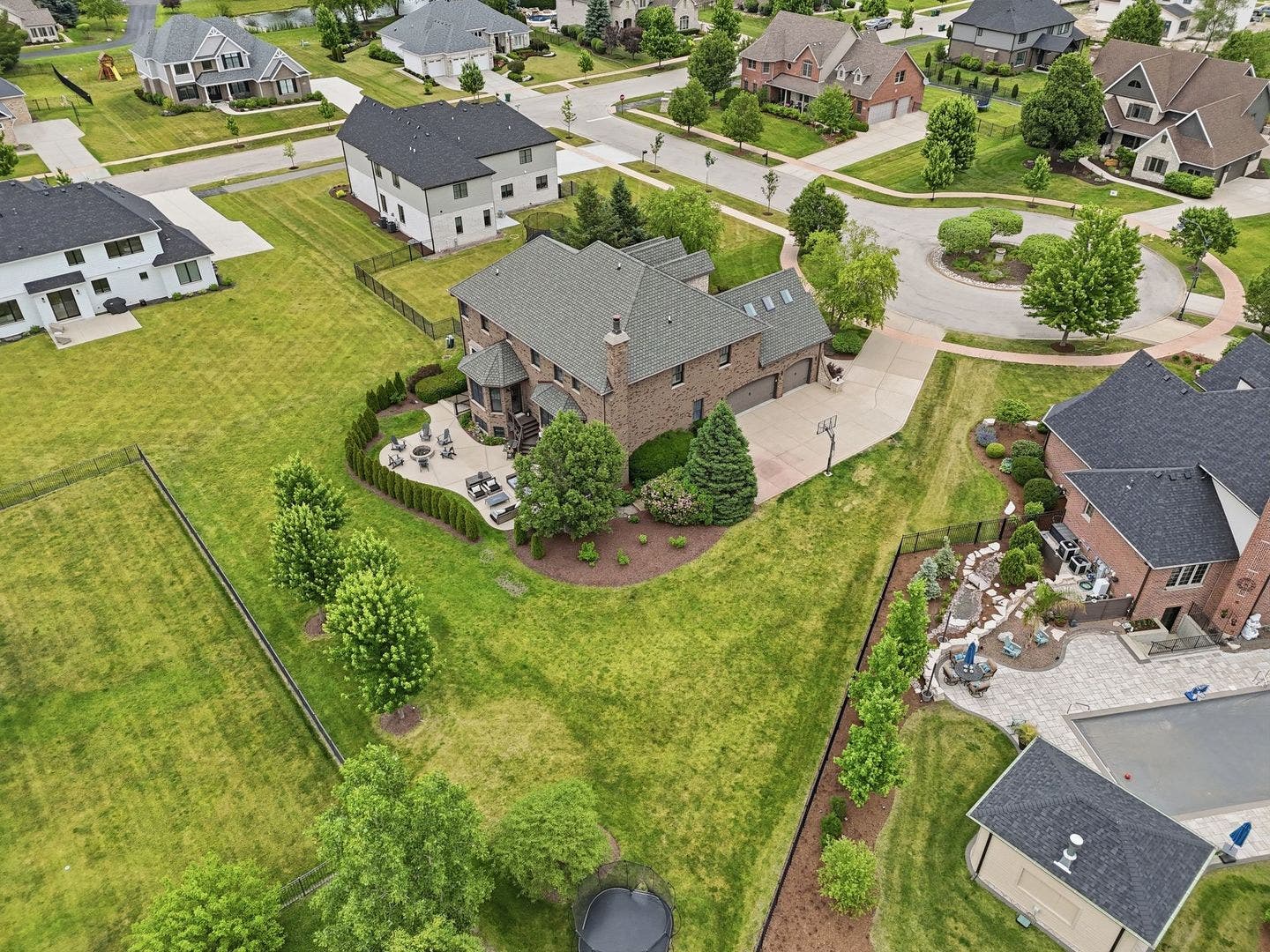 16116 Sandy Bank Court, Homer Glen, IL 60491 16116 Sandy Bank Court, Homer Glen, IL 60491
