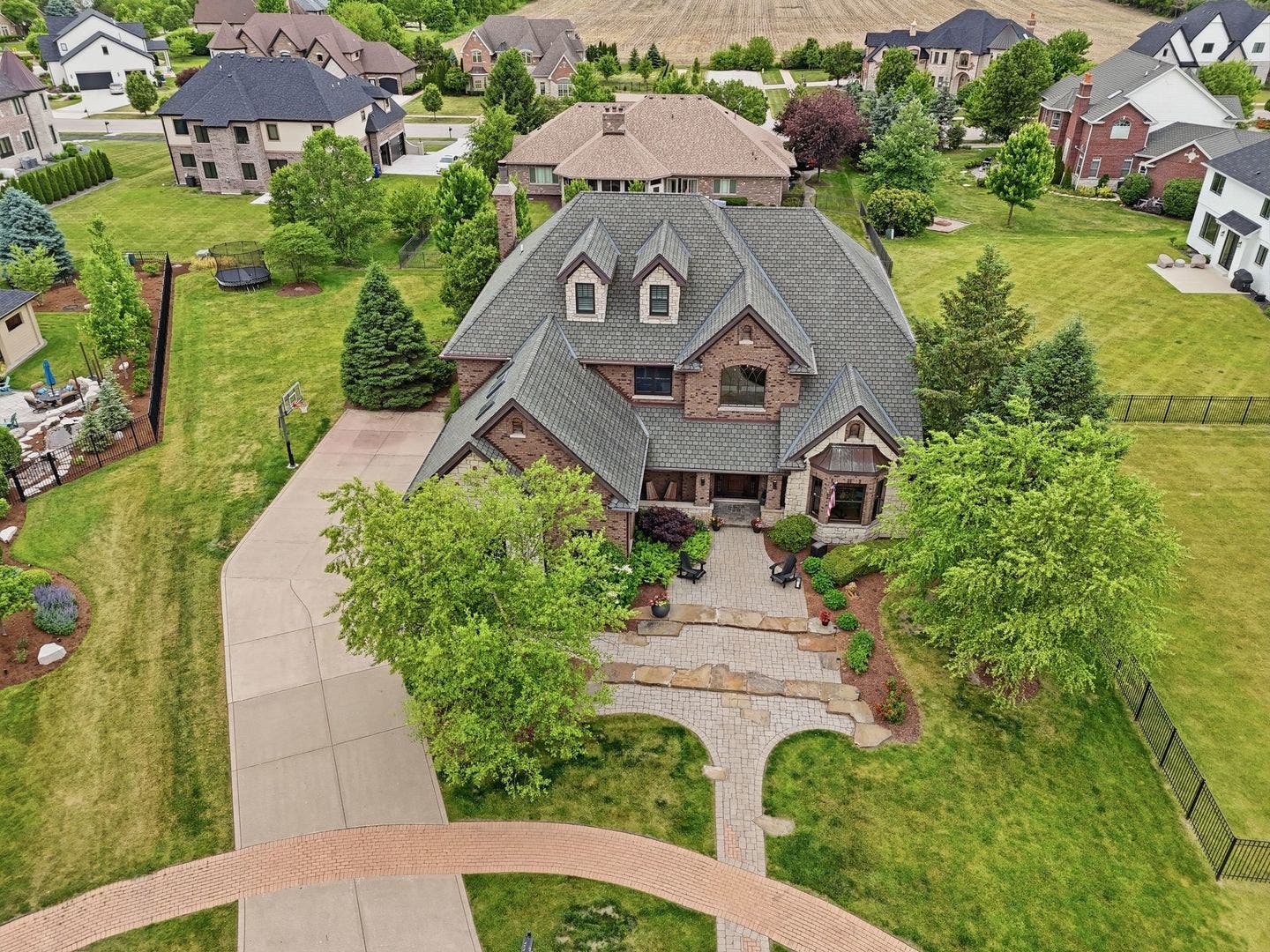 16116 Sandy Bank Court, Homer Glen, IL 60491 16116 Sandy Bank Court, Homer Glen, IL 60491