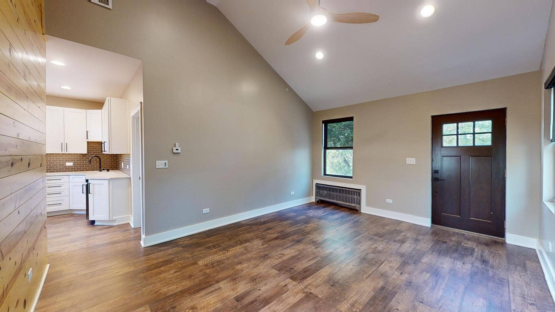 4941 Main Street, #2R, Downers Grove, IL 60515