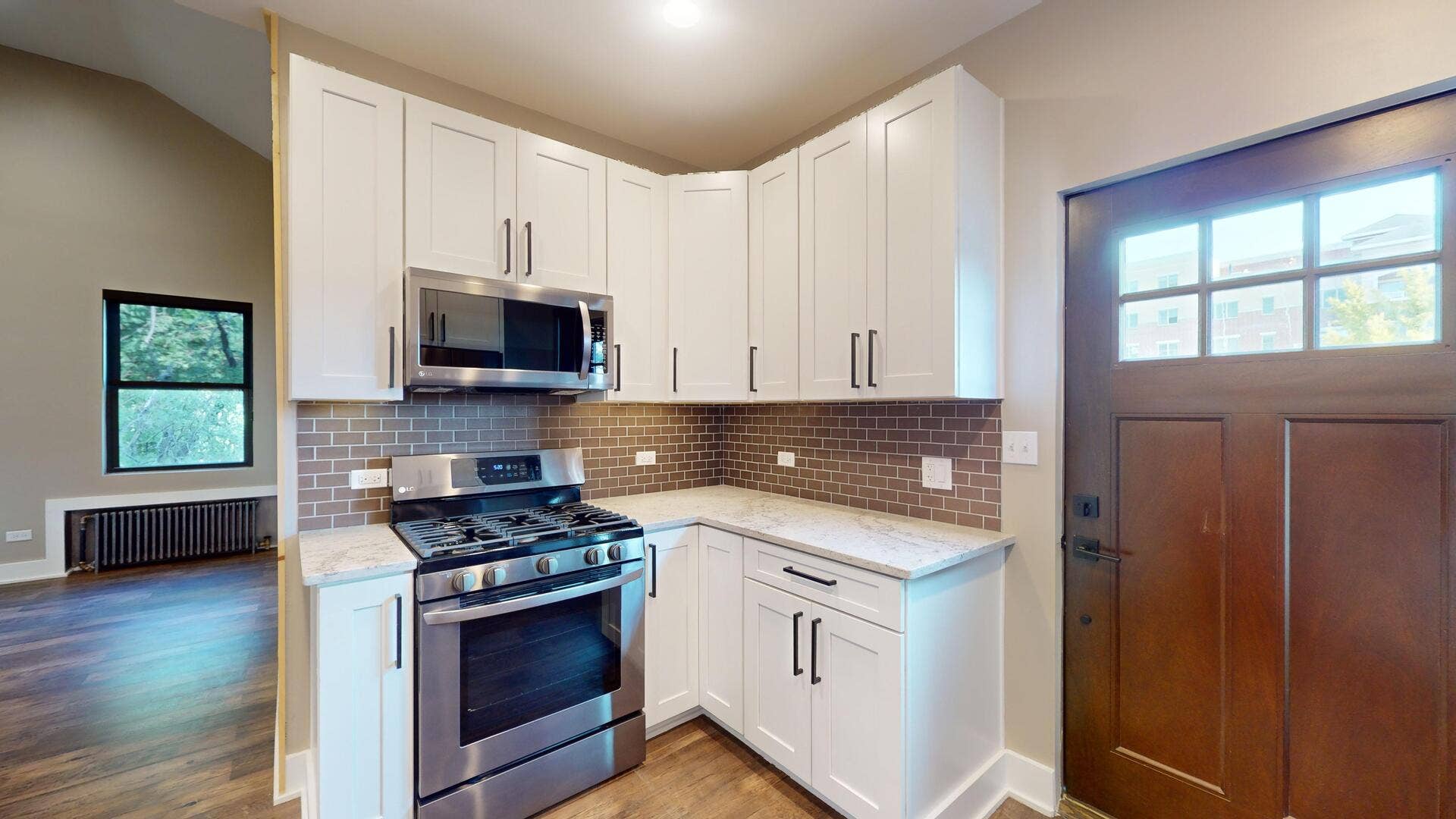 4941 Main Street, #2R, Downers Grove, IL 60515