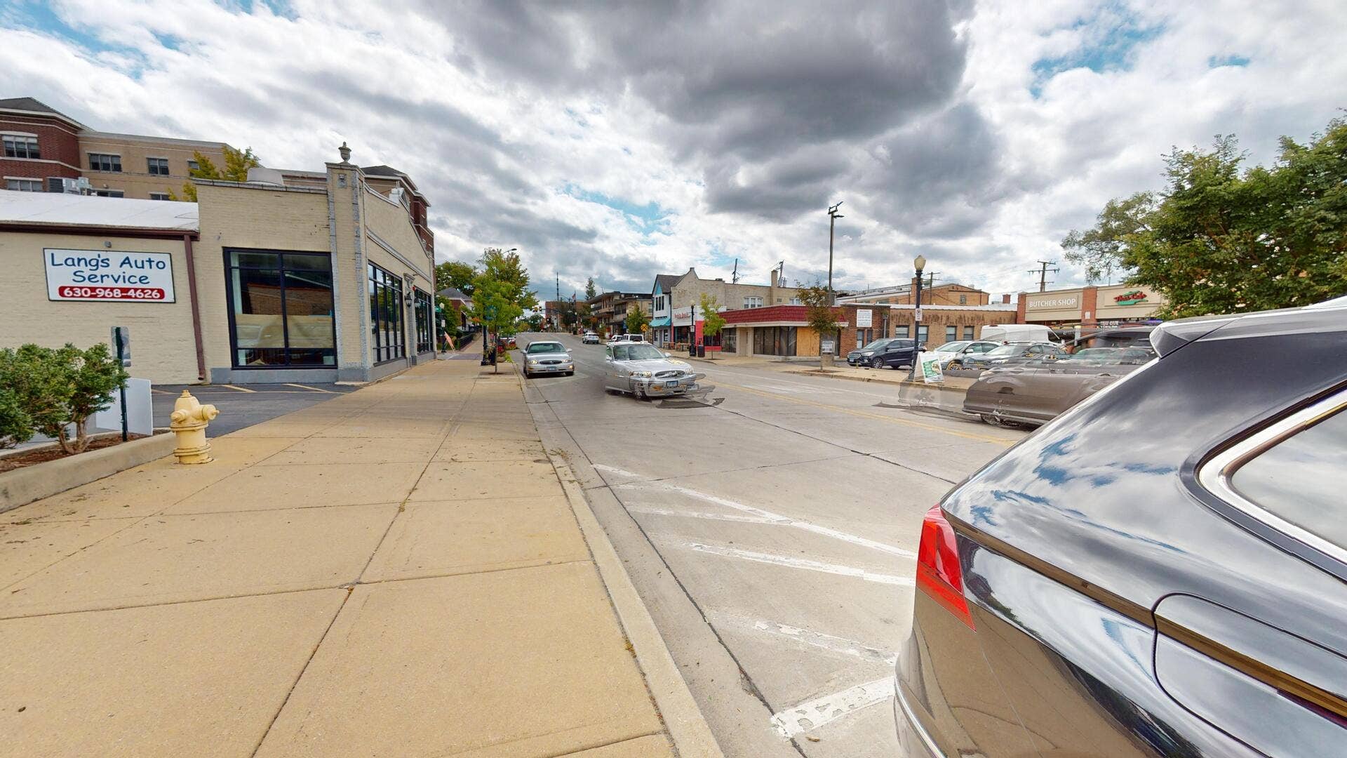 4941 Main Street, #2R, Downers Grove, IL 60515