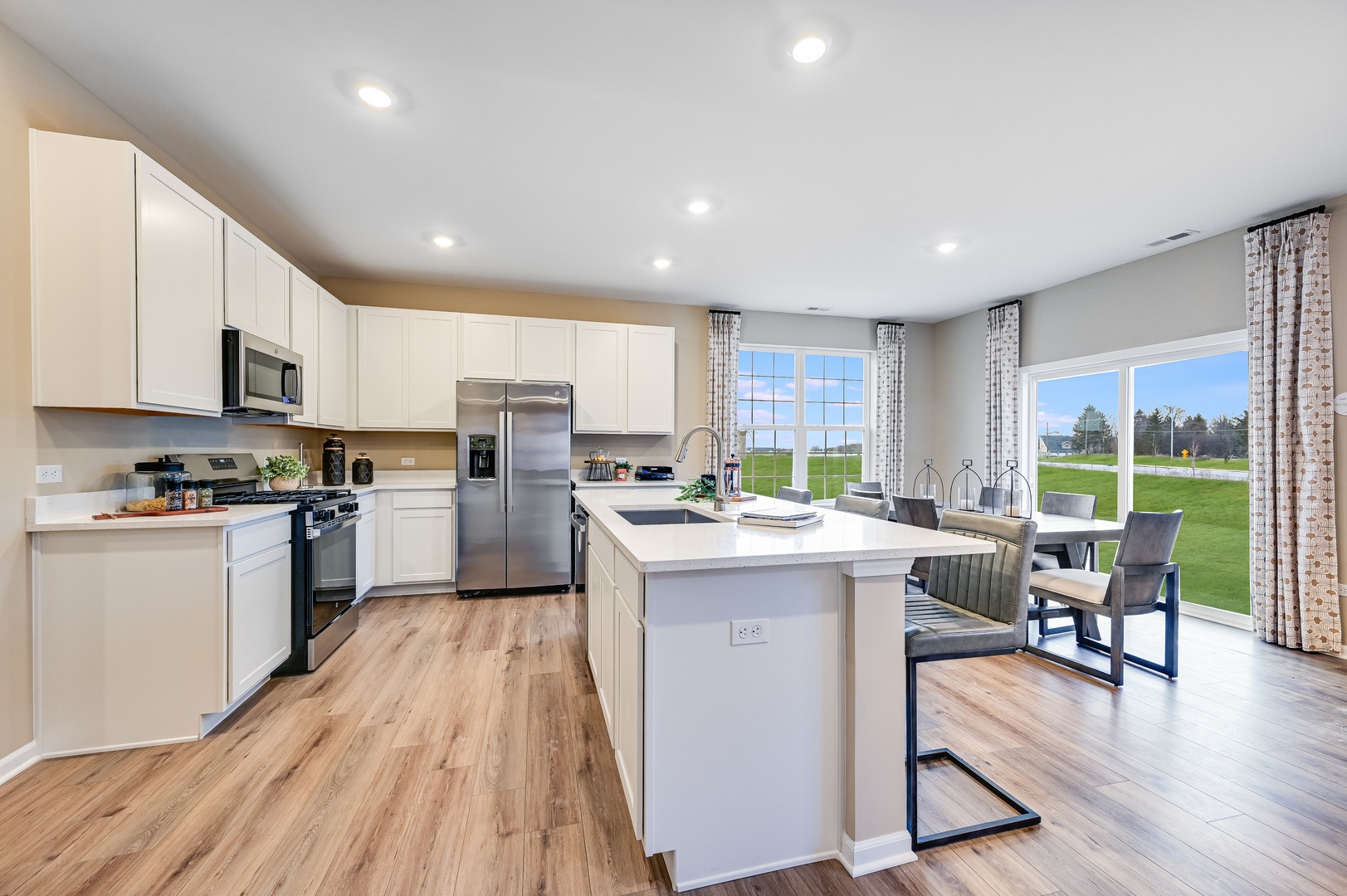 1325 Fawnlily Circle, Joliet, IL 60431 1325 Fawnlily Circle, Joliet, IL 60431