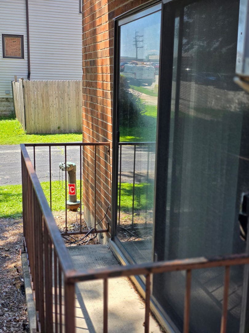 724 Warren Avenue, #101, Downers Grove, IL 60515