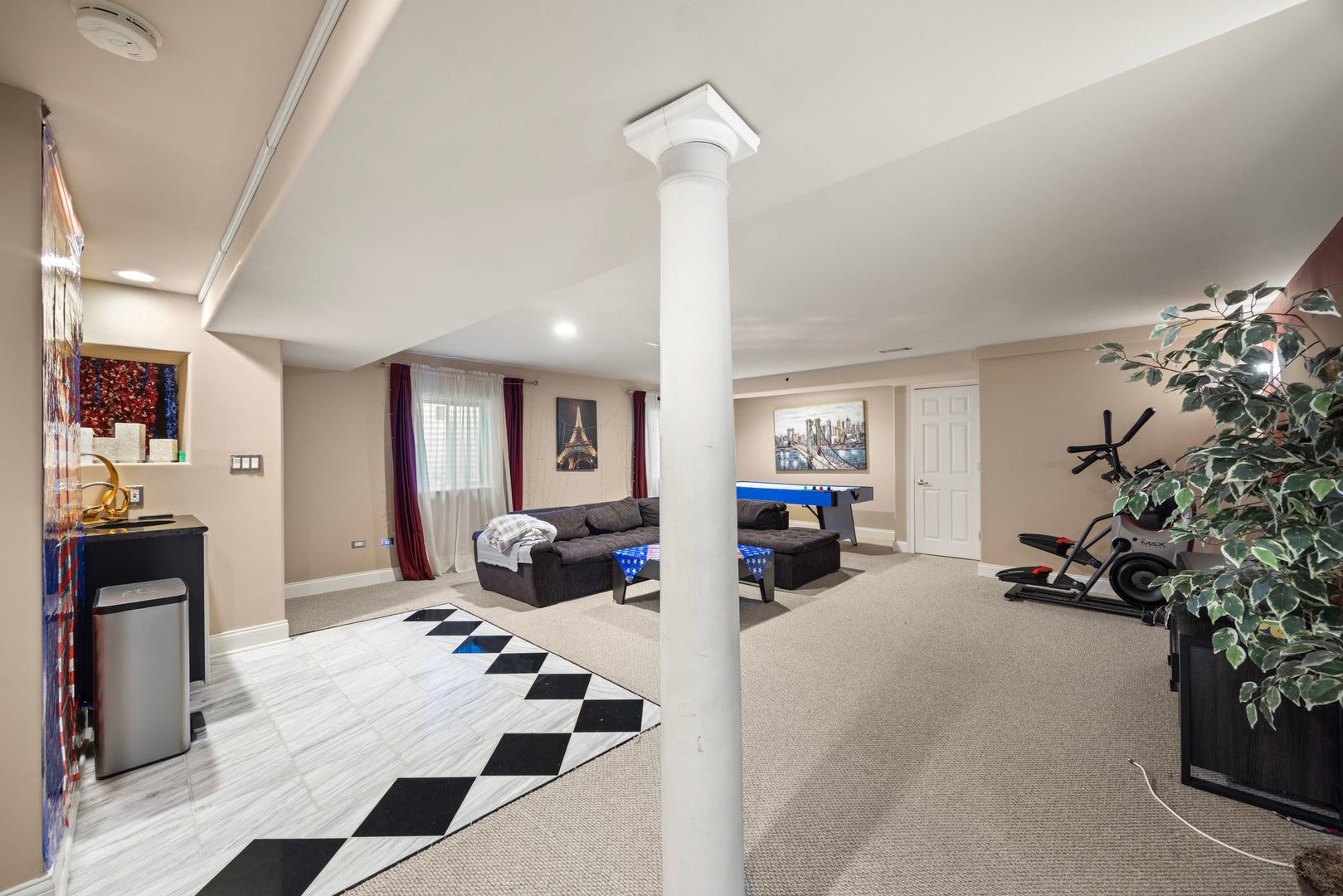 6 W Jayne Street, Lemont, IL 60439 6 W Jayne Street, Lemont, IL 60439