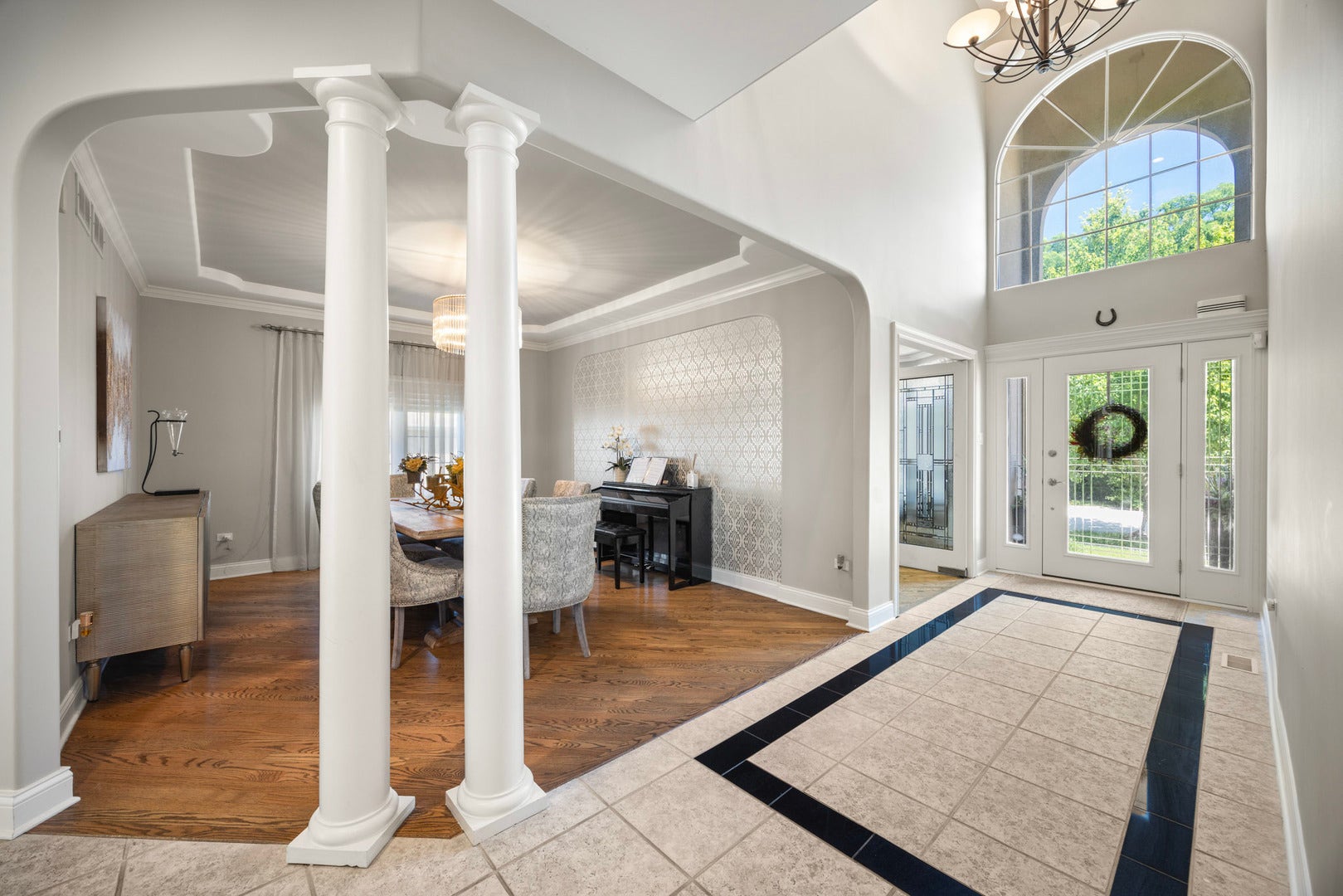 6 W Jayne Street, Lemont, IL 60439 6 W Jayne Street, Lemont, IL 60439