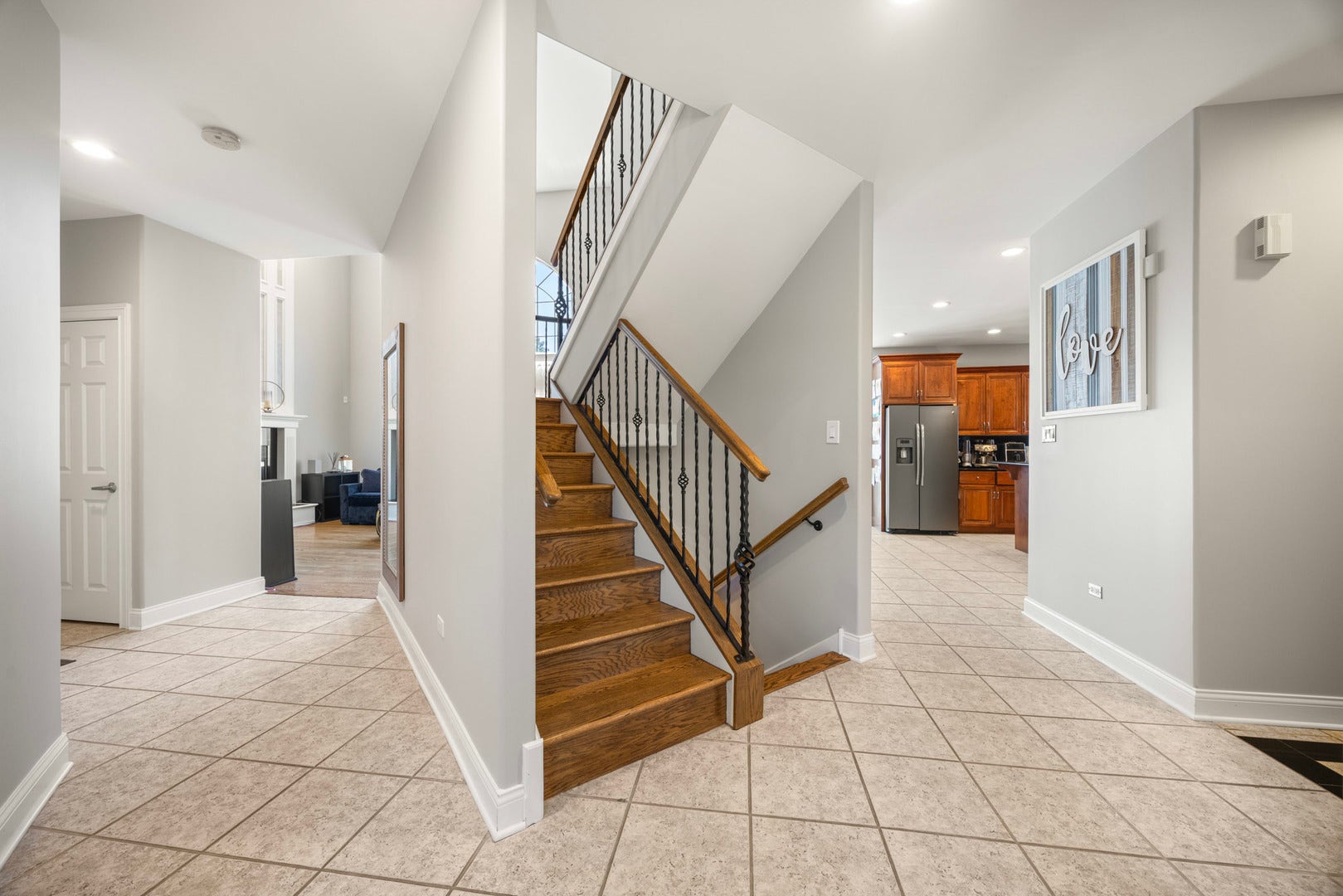 6 W Jayne Street, Lemont, IL 60439 6 W Jayne Street, Lemont, IL 60439