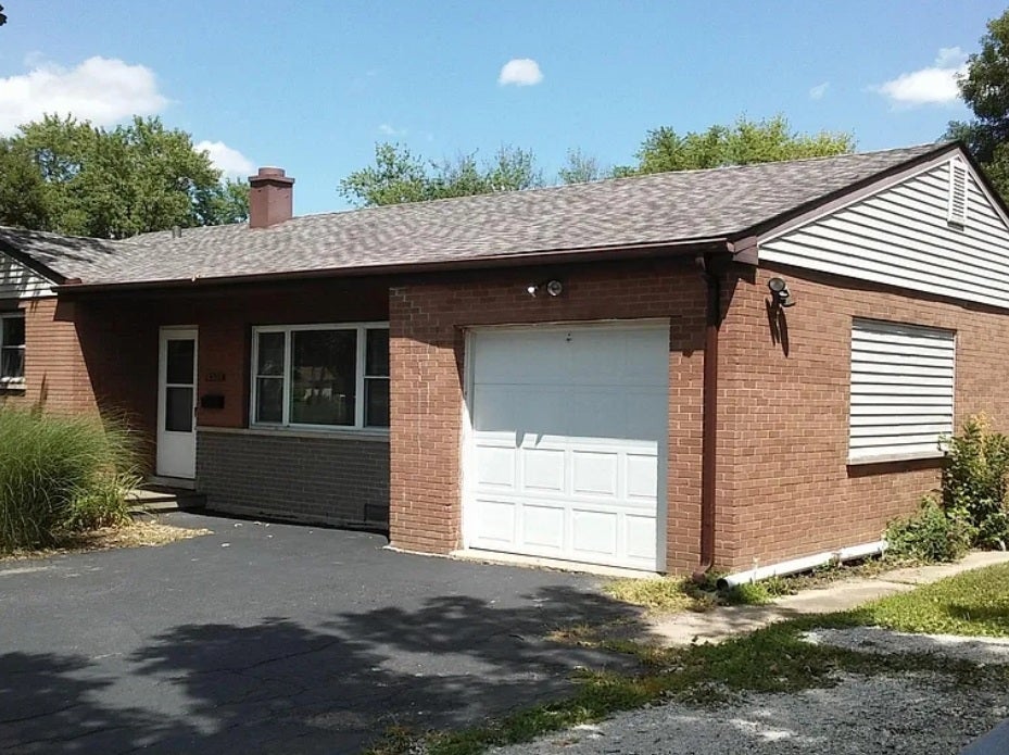 6321 Dunham Road, Downers Grove, IL 60516 6321 Dunham Road, Downers Grove, IL 60516