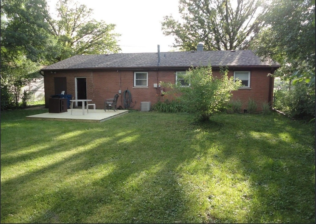 6321 Dunham Road, Downers Grove, IL 60516 6321 Dunham Road, Downers Grove, IL 60516