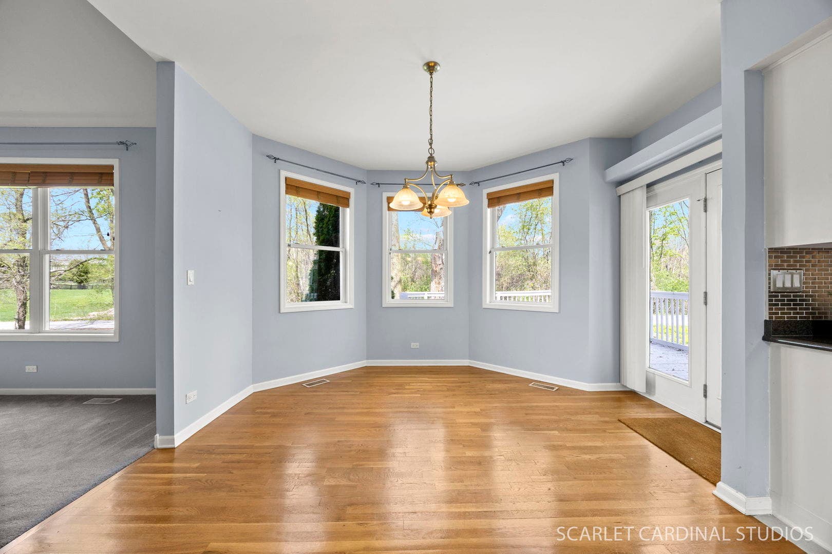 2494 Adamsway Drive, Aurora, IL 60502 Breakfast nook