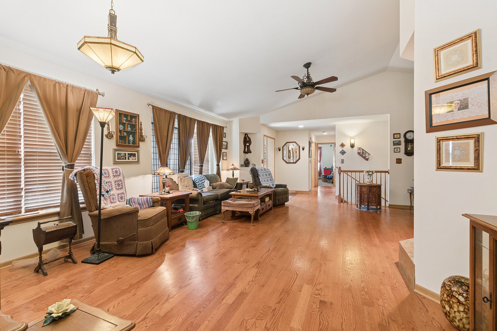 25426 Barrow Road, Manhattan, IL 60442 25426 Barrow Road, Manhattan, IL 60442