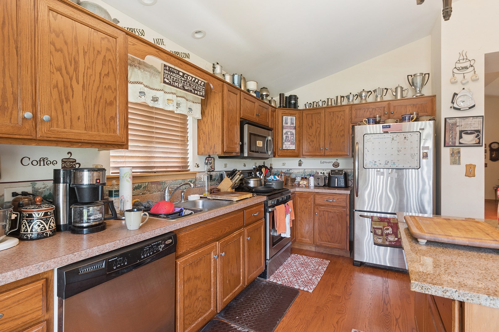 25426 Barrow Road, Manhattan, IL 60442 25426 Barrow Road, Manhattan, IL 60442