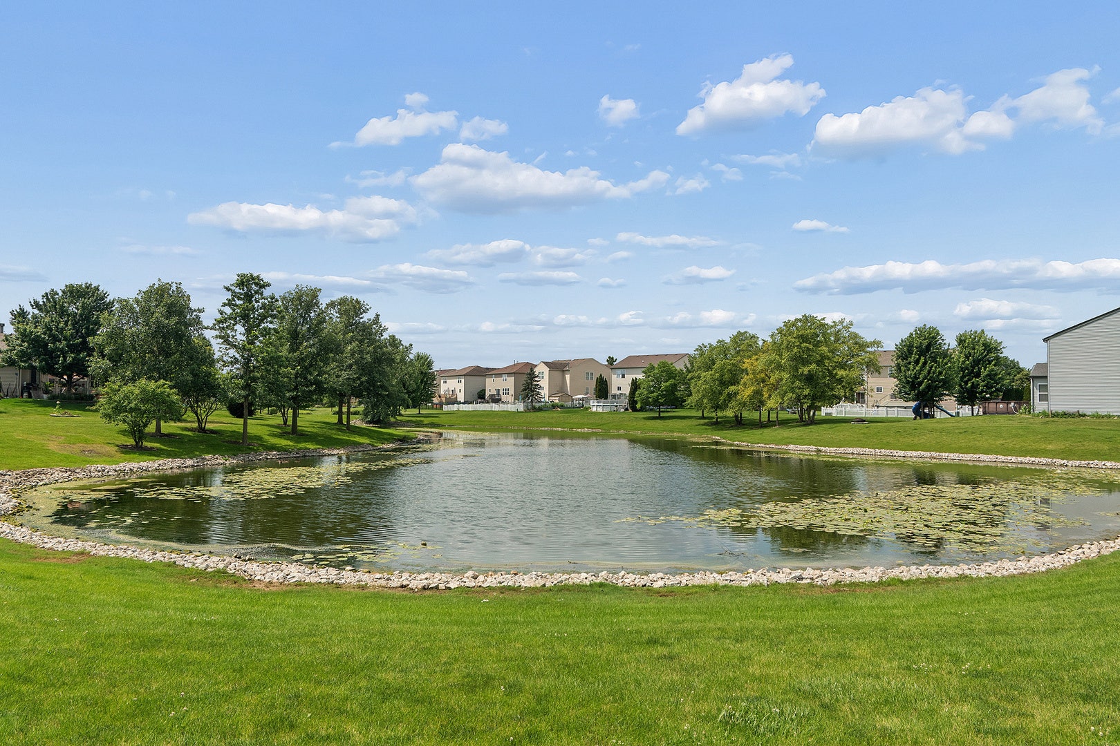 25426 Barrow Road, Manhattan, IL 60442 25426 Barrow Road, Manhattan, IL 60442
