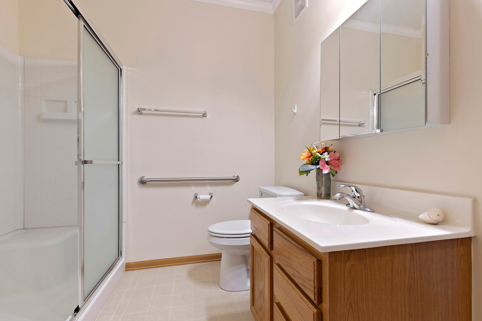 801 N McLean Boulevard, #124, Elgin, IL 60123 801 N McLean Boulevard, #124, Elgin, IL 60123