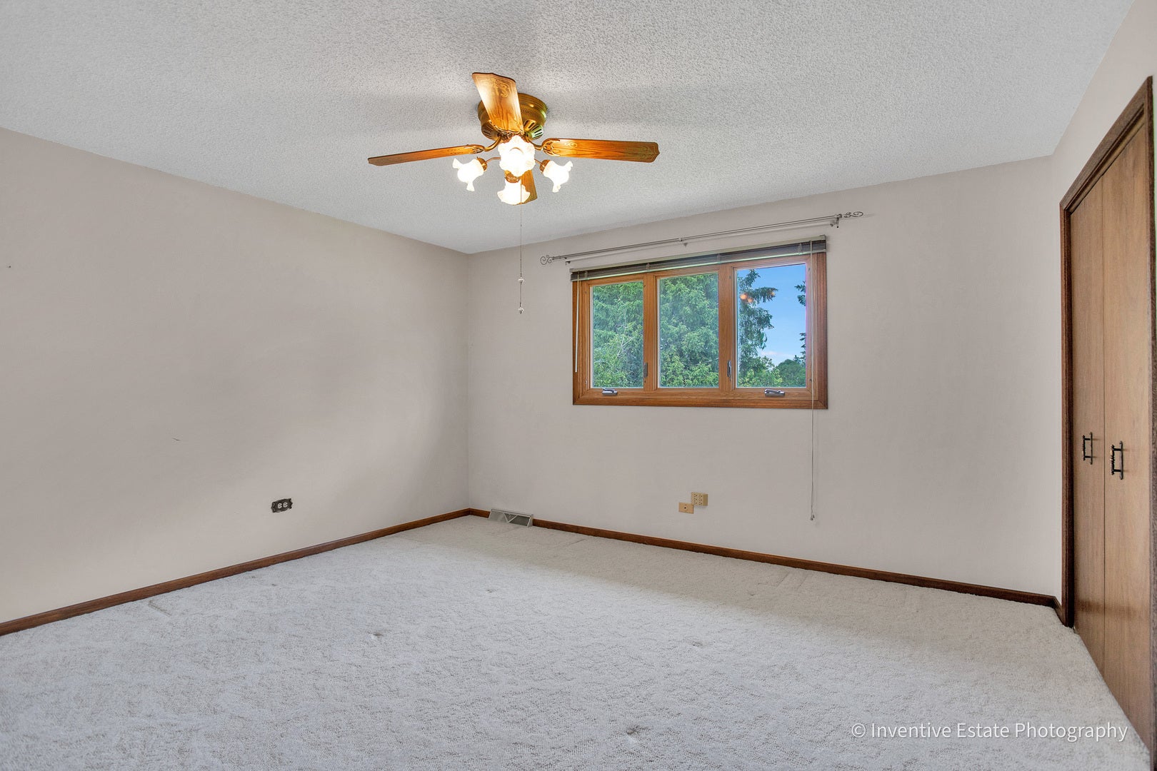 14637 S East Abbott Road, Homer Glen, IL 60491 14637 S East Abbott Road, Homer Glen, IL 60491