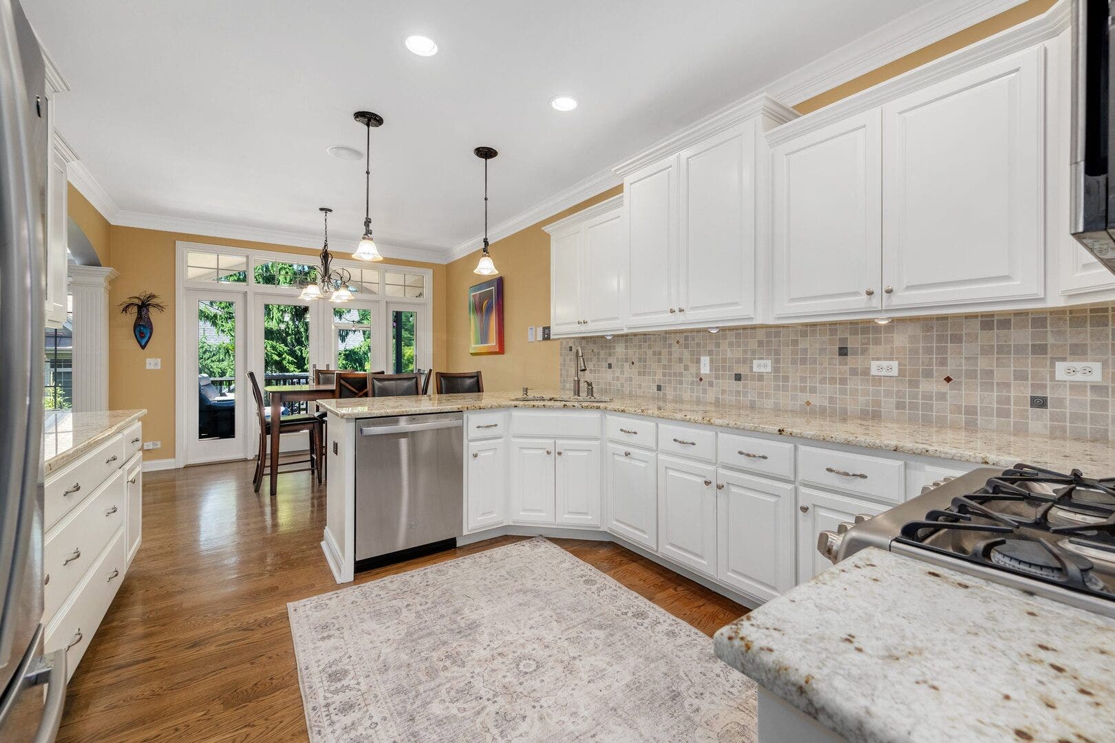 2454 Durand Drive, Downers Grove, IL 60516 2454 Durand Drive, Downers Grove, IL 60516