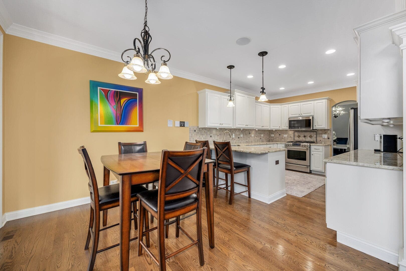 2454 Durand Drive, Downers Grove, IL 60516 2454 Durand Drive, Downers Grove, IL 60516