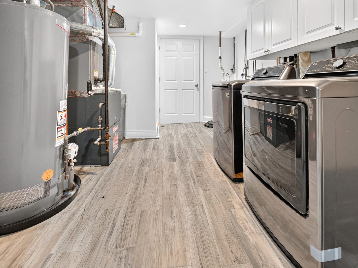 800 RIDGEMOOR Drive W, Willowbrook, IL 60527 800 RIDGEMOOR Drive W, Willowbrook, IL 60527