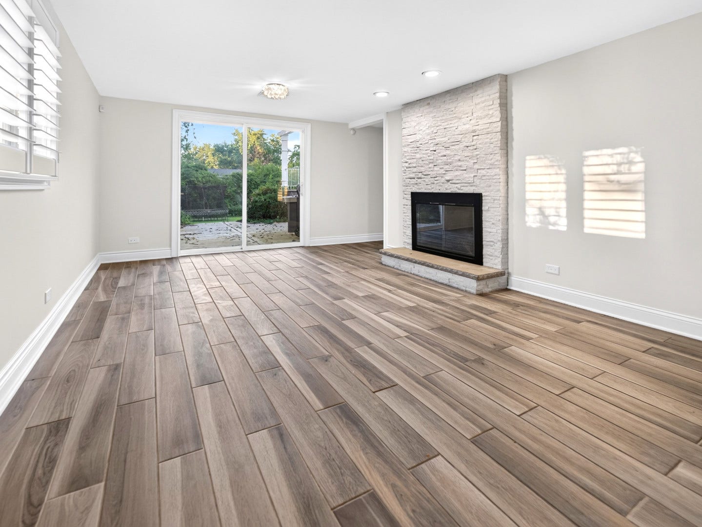 800 RIDGEMOOR Drive W, Willowbrook, IL 60527 800 RIDGEMOOR Drive W, Willowbrook, IL 60527