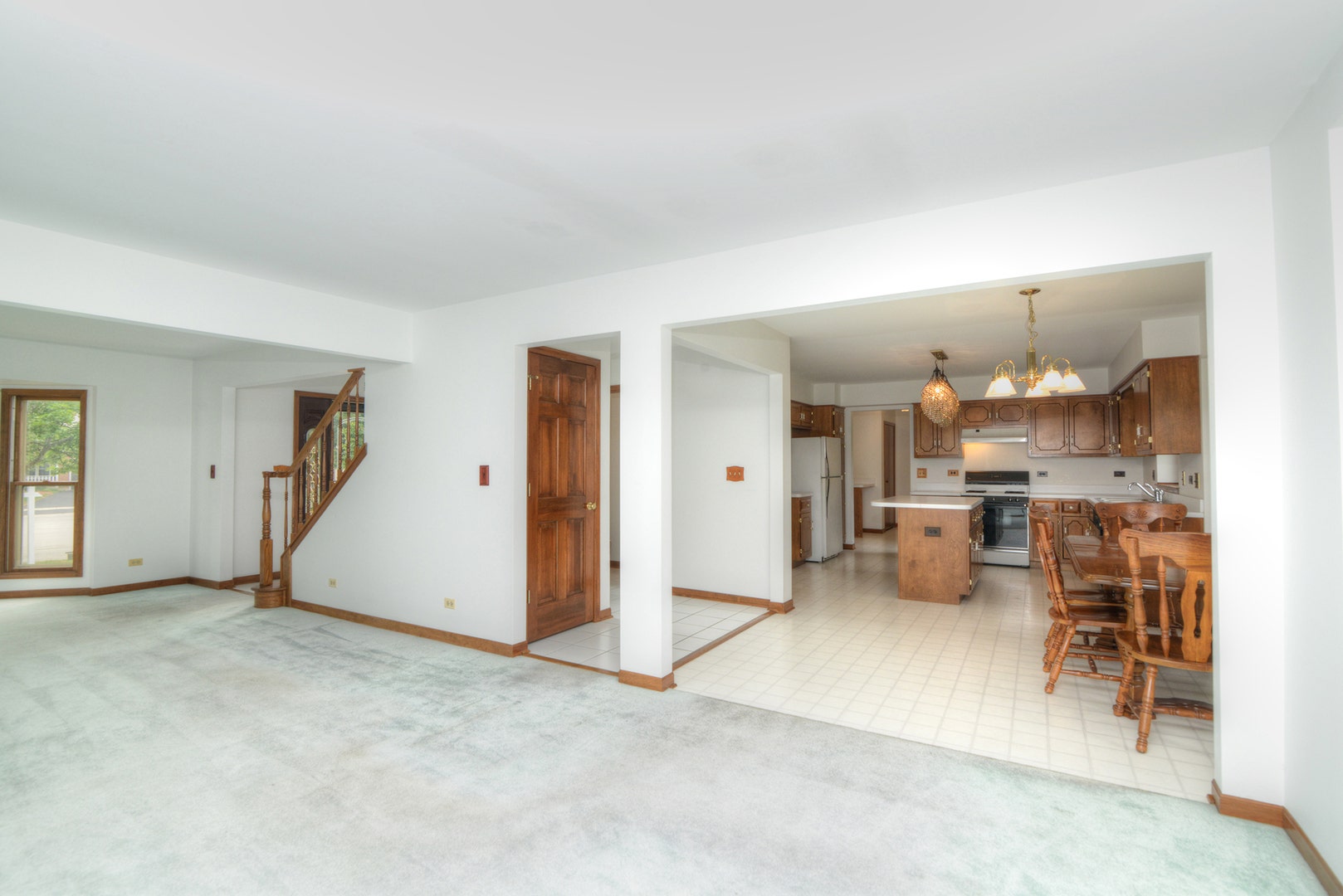 650 Lavina Court, Bolingbrook, IL 60440 650 Lavina Court, Bolingbrook, IL 60440
