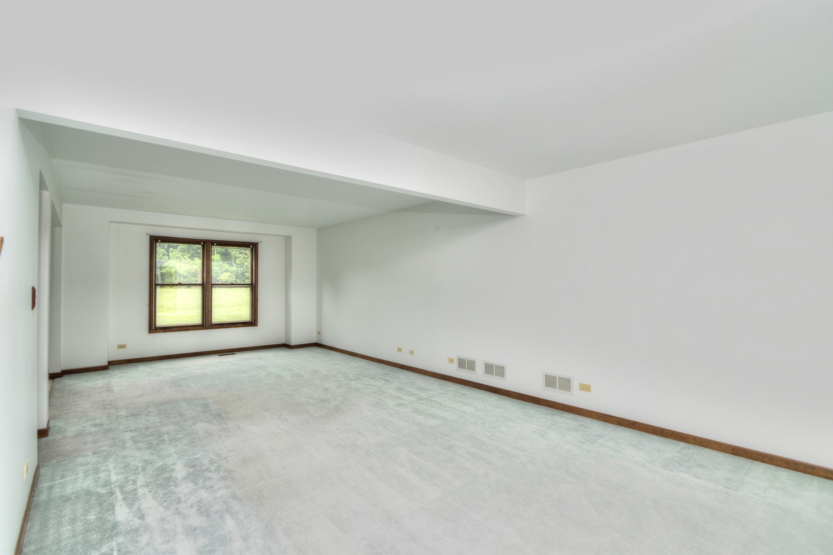 650 Lavina Court, Bolingbrook, IL 60440 650 Lavina Court, Bolingbrook, IL 60440