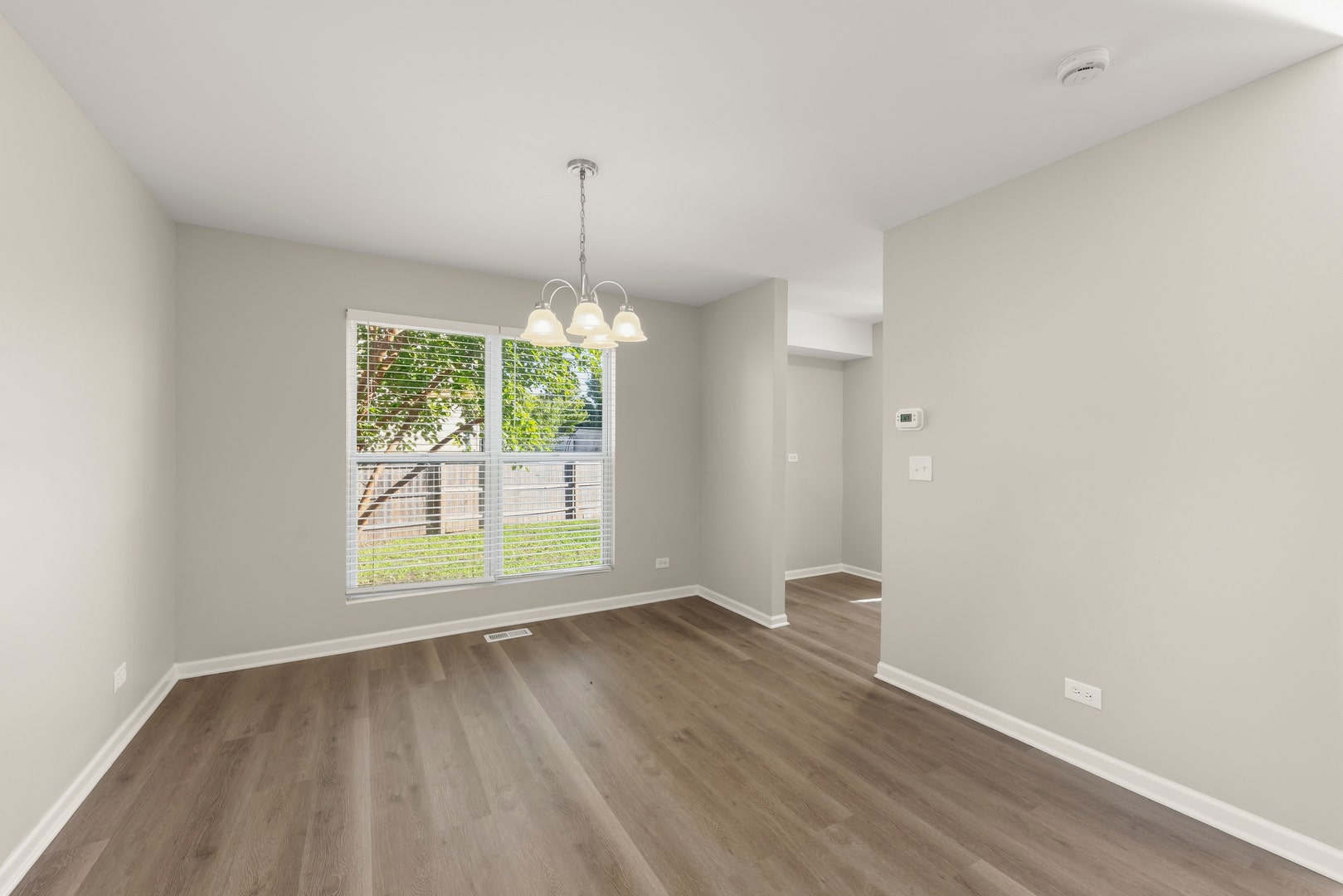 568 Rebecca Lane, Bolingbrook, IL 60440