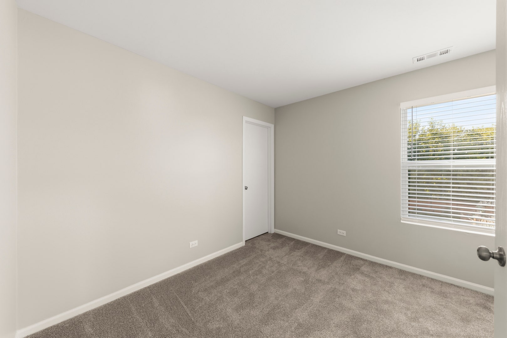 568 Rebecca Lane, Bolingbrook, IL 60440