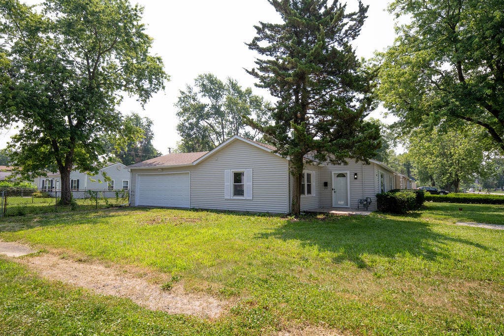 1708 Houston Avenue, Joliet, IL 60433