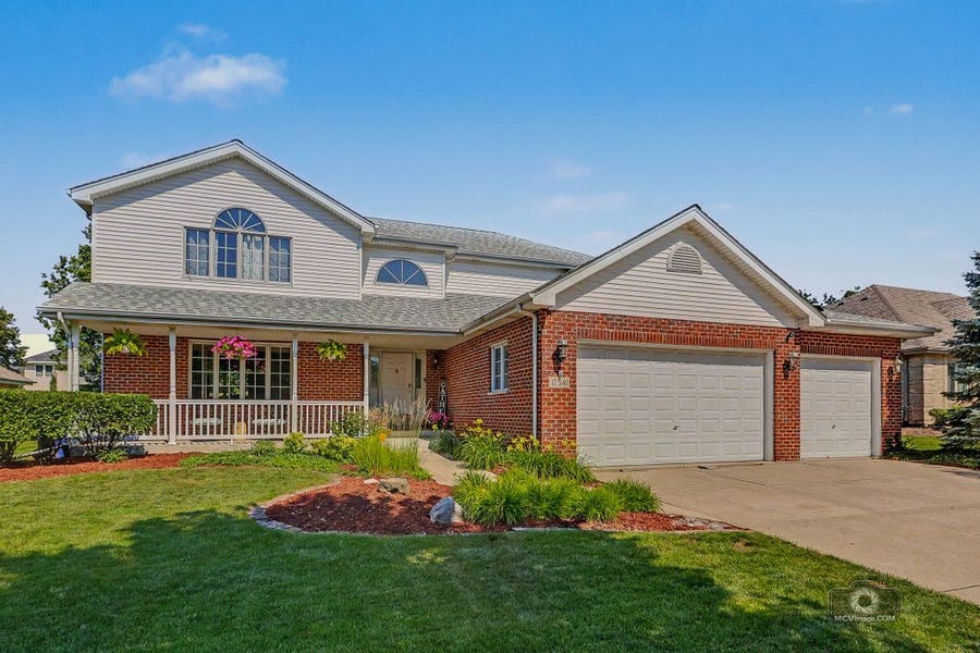 Property photo for 17541 Allison Lane, Orland Park, IL
