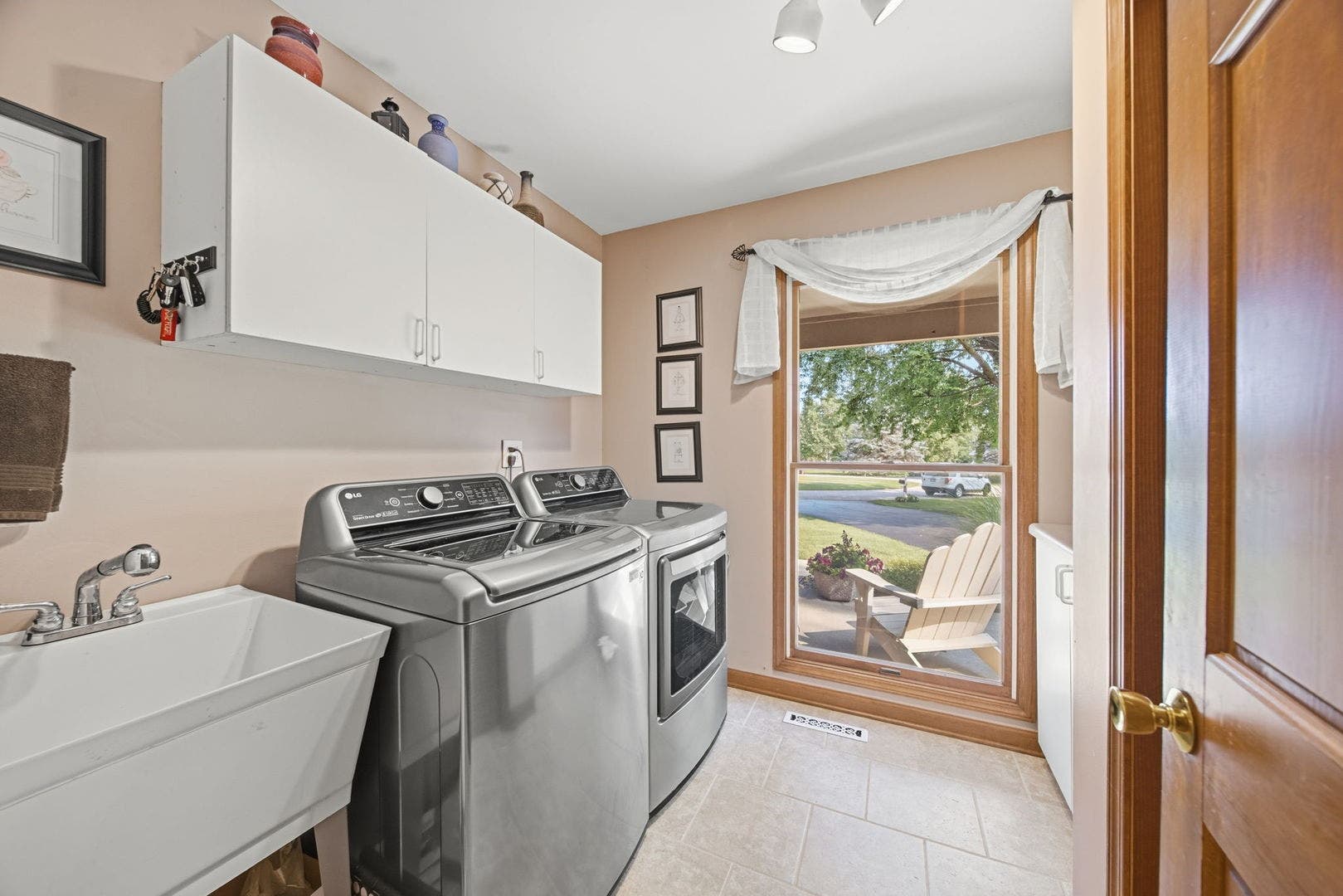 39W150 Adobe Ridge, Elgin, IL 60124 39W150 Adobe Ridge, Elgin, IL 60124