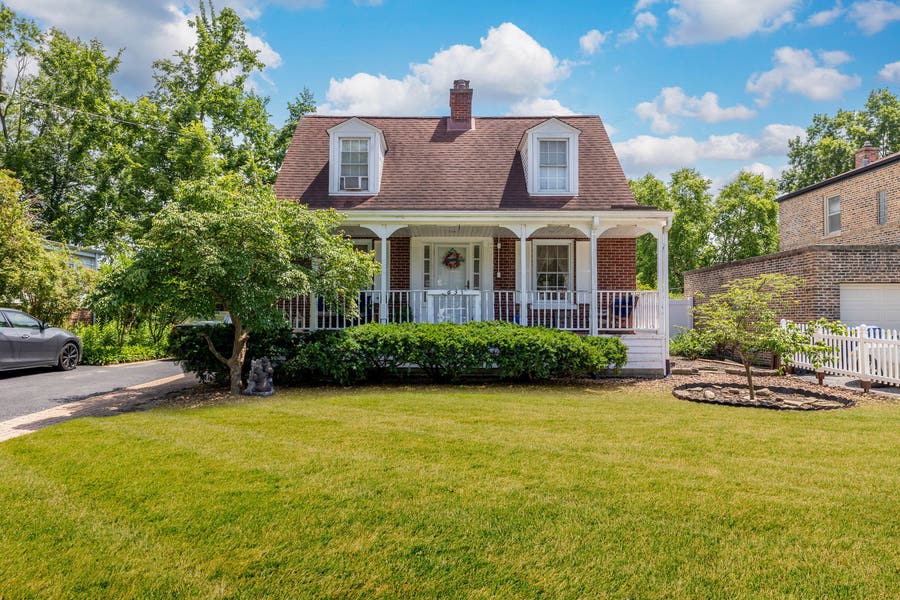 Property photo for 1631 183rd Street, Homewood, IL