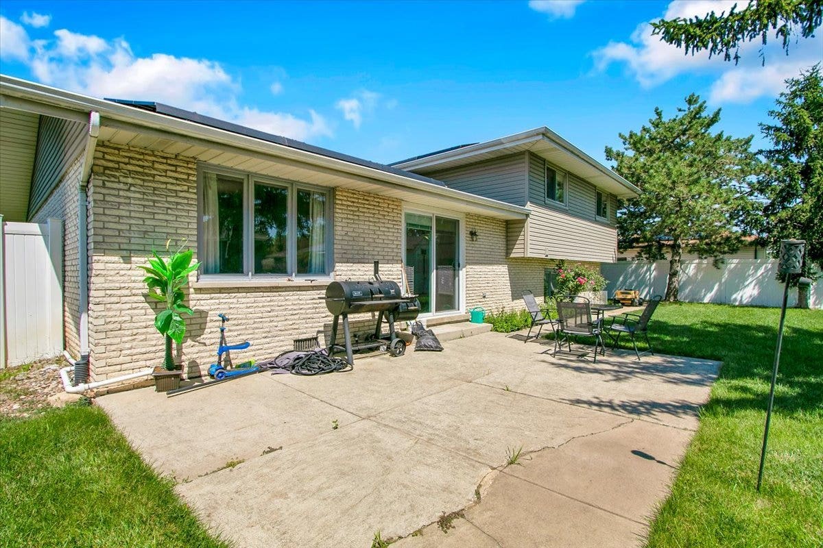 15315 Saint Andrews Drive, Orland Park, IL 60462