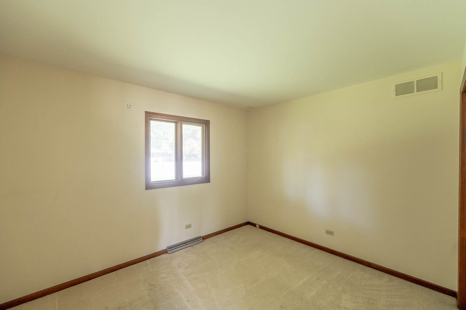 815 Ruth Drive, Elgin, IL 60123 815 Ruth Drive, Elgin, IL 60123