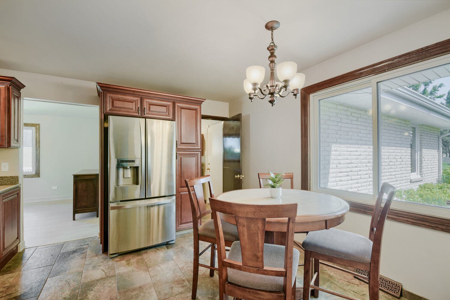 8514 Fir Street, Orland Park, IL 60462 8514 Fir Street, Orland Park, IL 60462