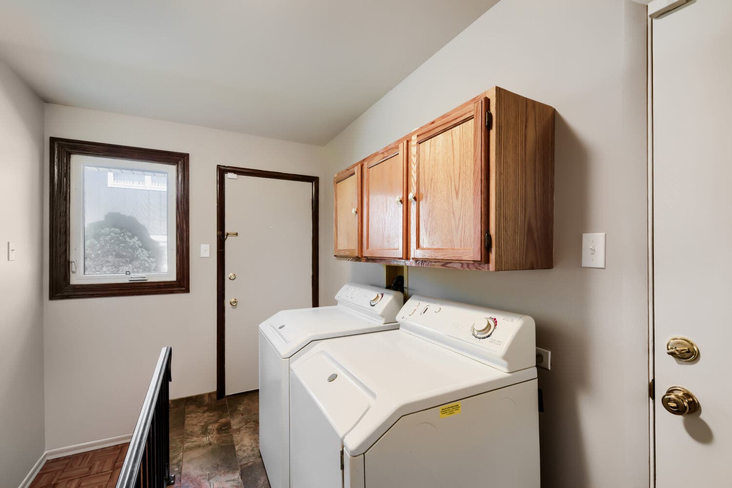 8514 Fir Street, Orland Park, IL 60462 8514 Fir Street, Orland Park, IL 60462