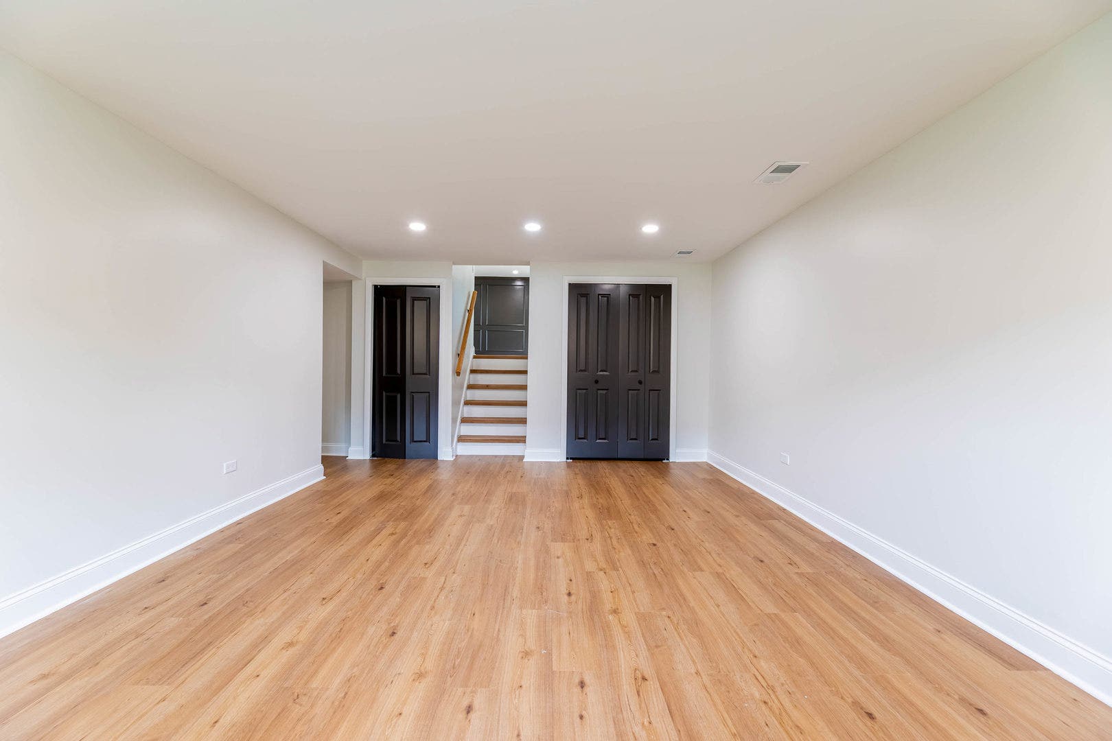 9S215 Florence Avenue, Downers Grove, IL 60516 9S215 Florence Avenue, Downers Grove, IL 60516