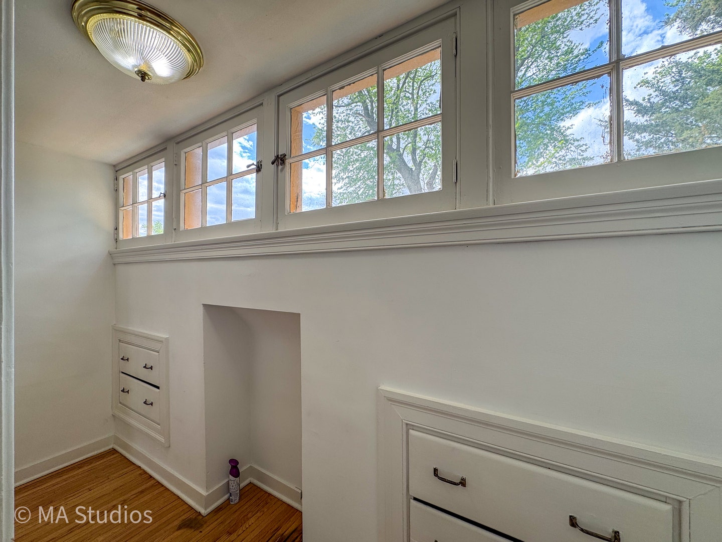 216 Wilcox Avenue, Elgin, IL 60123 216 Wilcox Avenue, Elgin, IL 60123