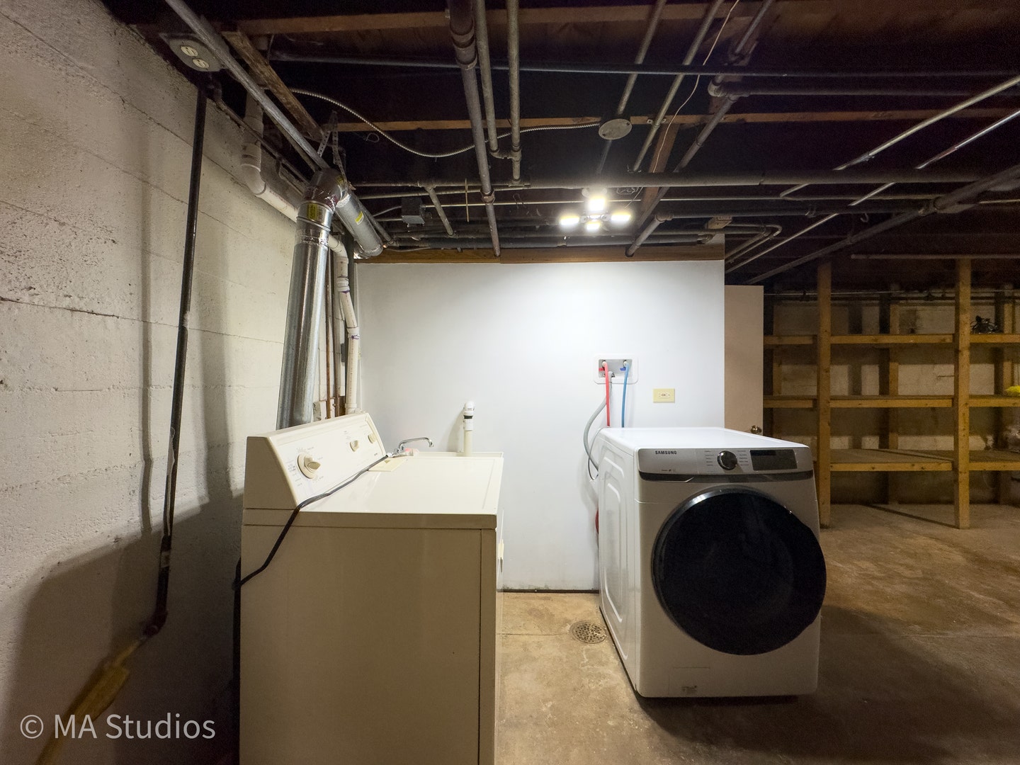 216 Wilcox Avenue, Elgin, IL 60123 216 Wilcox Avenue, Elgin, IL 60123