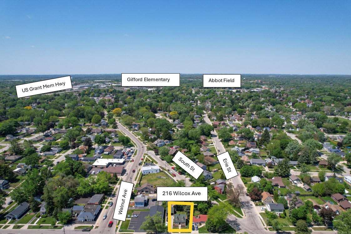 216 Wilcox Avenue, Elgin, IL 60123 216 Wilcox Avenue, Elgin, IL 60123