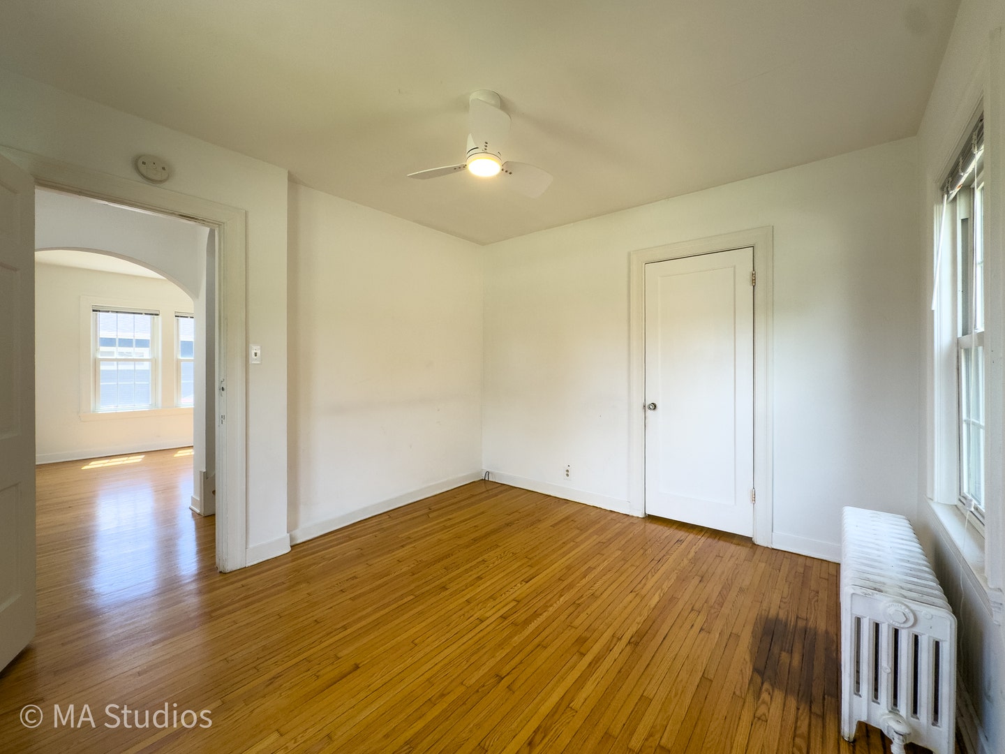 216 Wilcox Avenue, Elgin, IL 60123 First Floor Bedroom