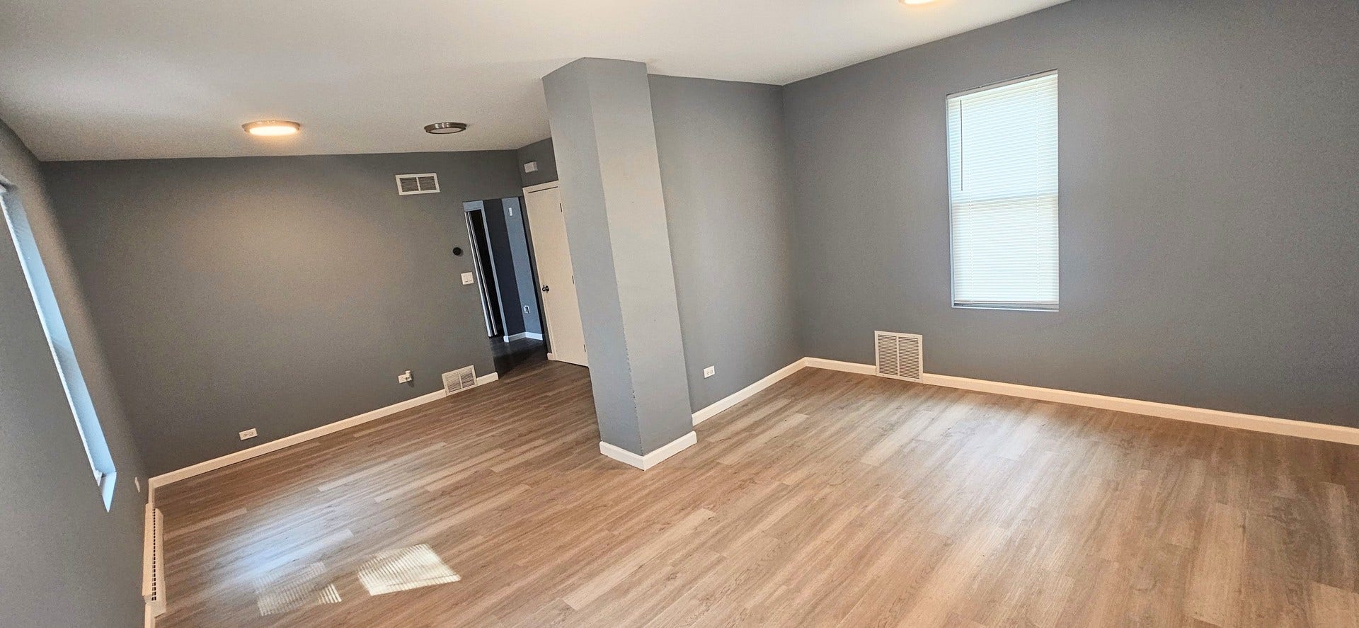909 E Lake Street, Aurora, IL 60506 909 E Lake Street, Aurora, IL 60506