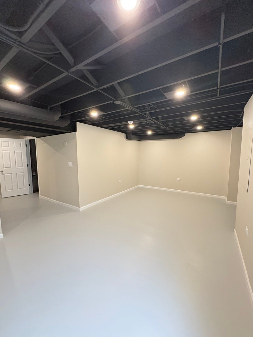 655 Chestnut Ridge, Minooka, IL 60447 655 Chestnut Ridge, Minooka, IL 60447